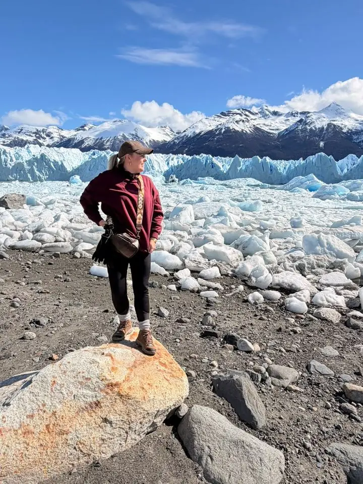 Kaat bij de Perito Moreno-gletsjer in Patagonië, Argentinië